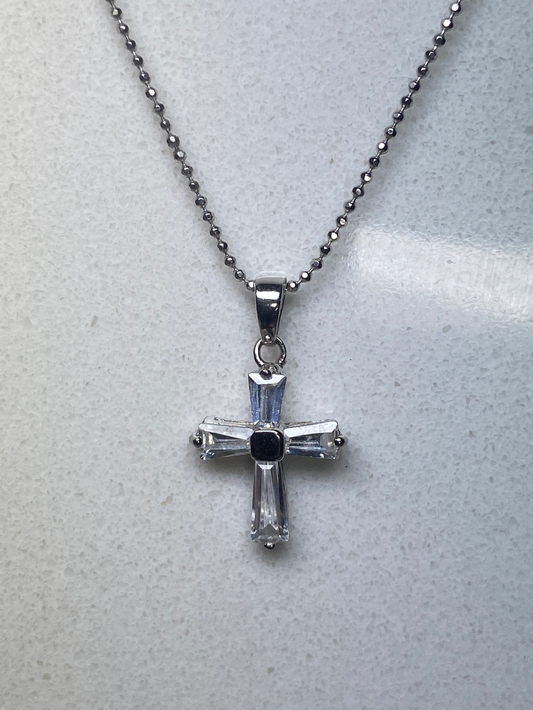 Hera Pendant