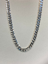 Load image into Gallery viewer, Everest Chain
